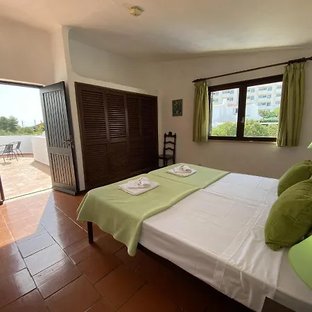 Vintage Design With Pool By Homing Albufeira